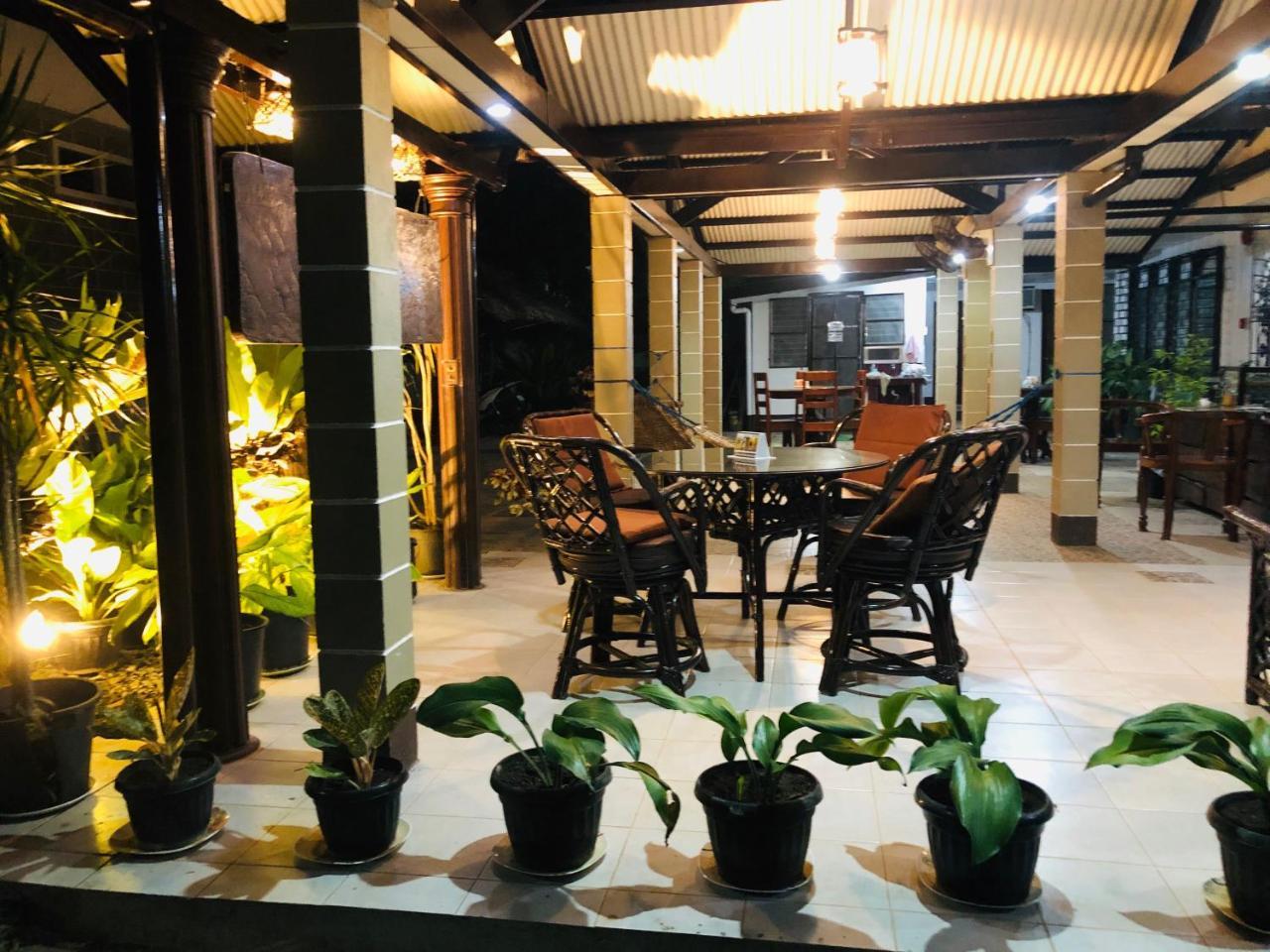 Matutina Pensionne Puerto Princesa Exterior foto